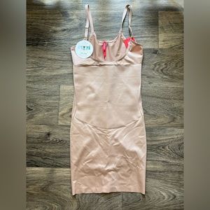 Spanx Open Bust Size XS Nude Full Slip NWT